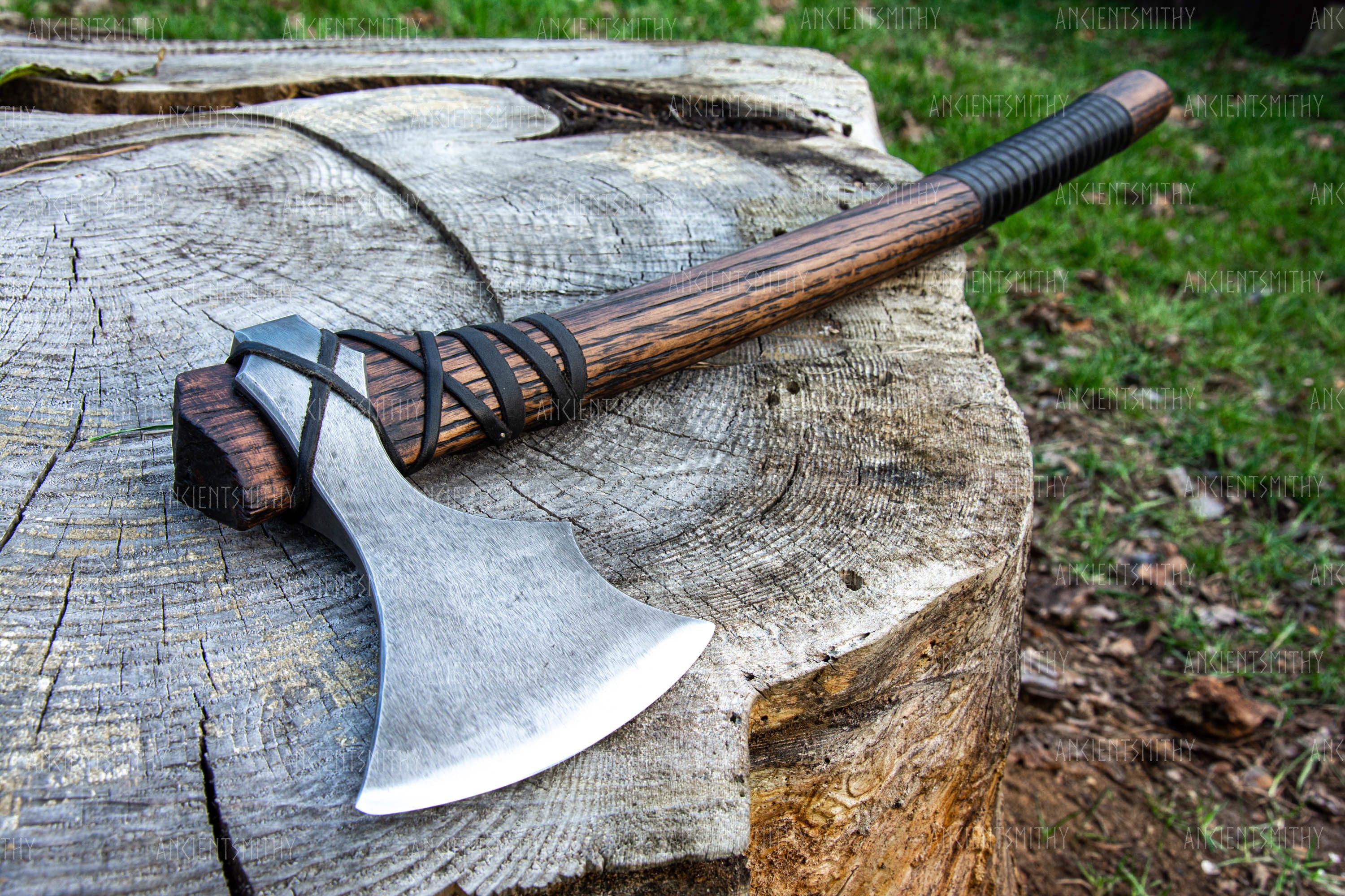 Кованые топорики. Ковка топора викингов. Топор кованый Викинг. Топор "Viking hand Axe". Томагавк топор викингов.