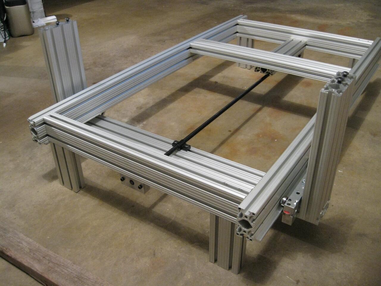 фрезерный стол из алюминиевого профиля