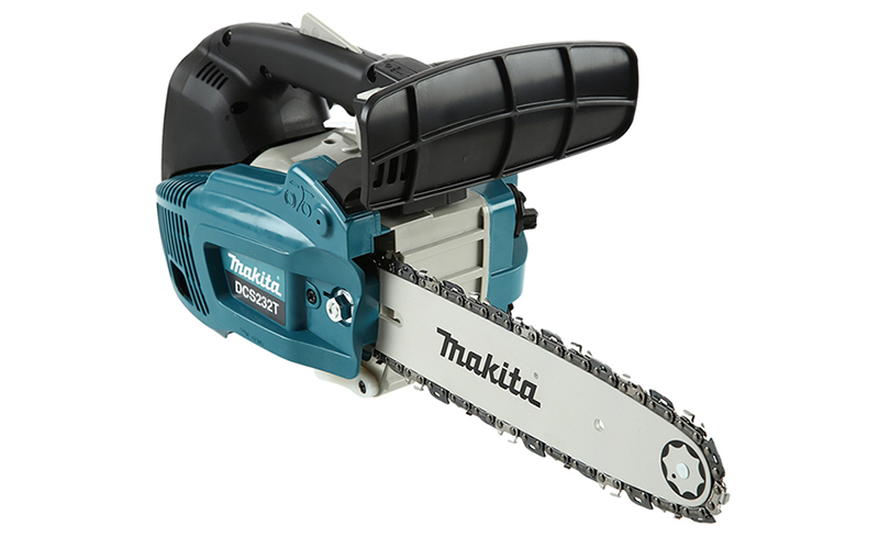 Makita DCS232T-25 – самая маленькая и лёгкая